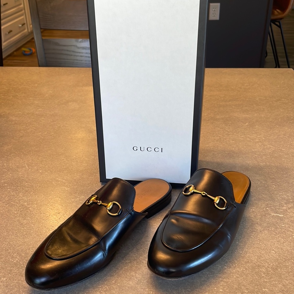 Gucci Princetown Horsebit Black Leather Round Toe Loafers. Used.